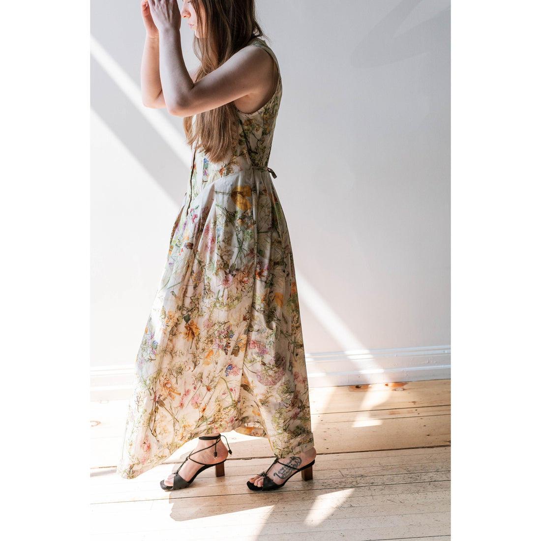 Anntian Dress in Print F – Pressed Flowers