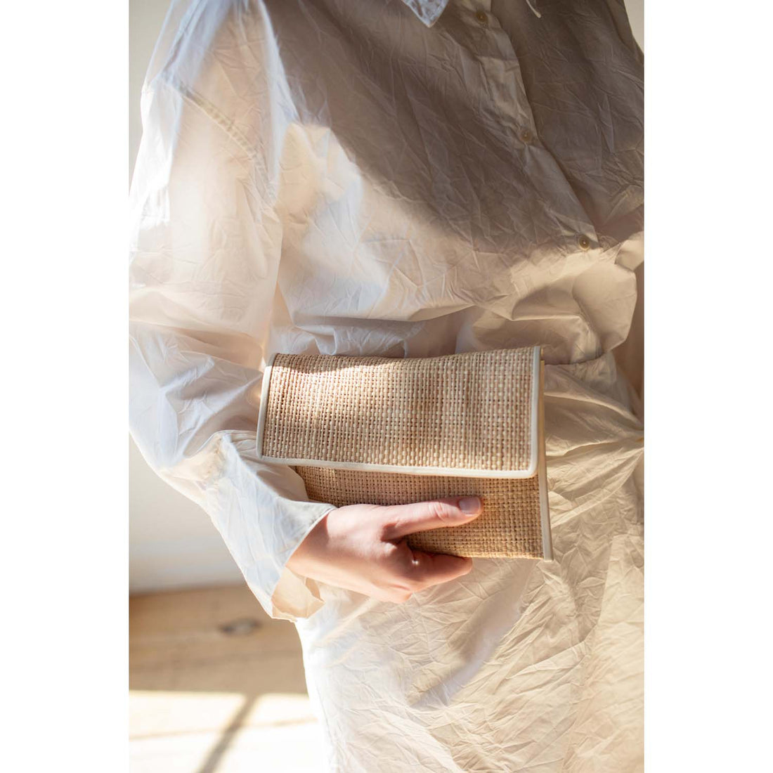 Bembien Larita Clutch in Cream