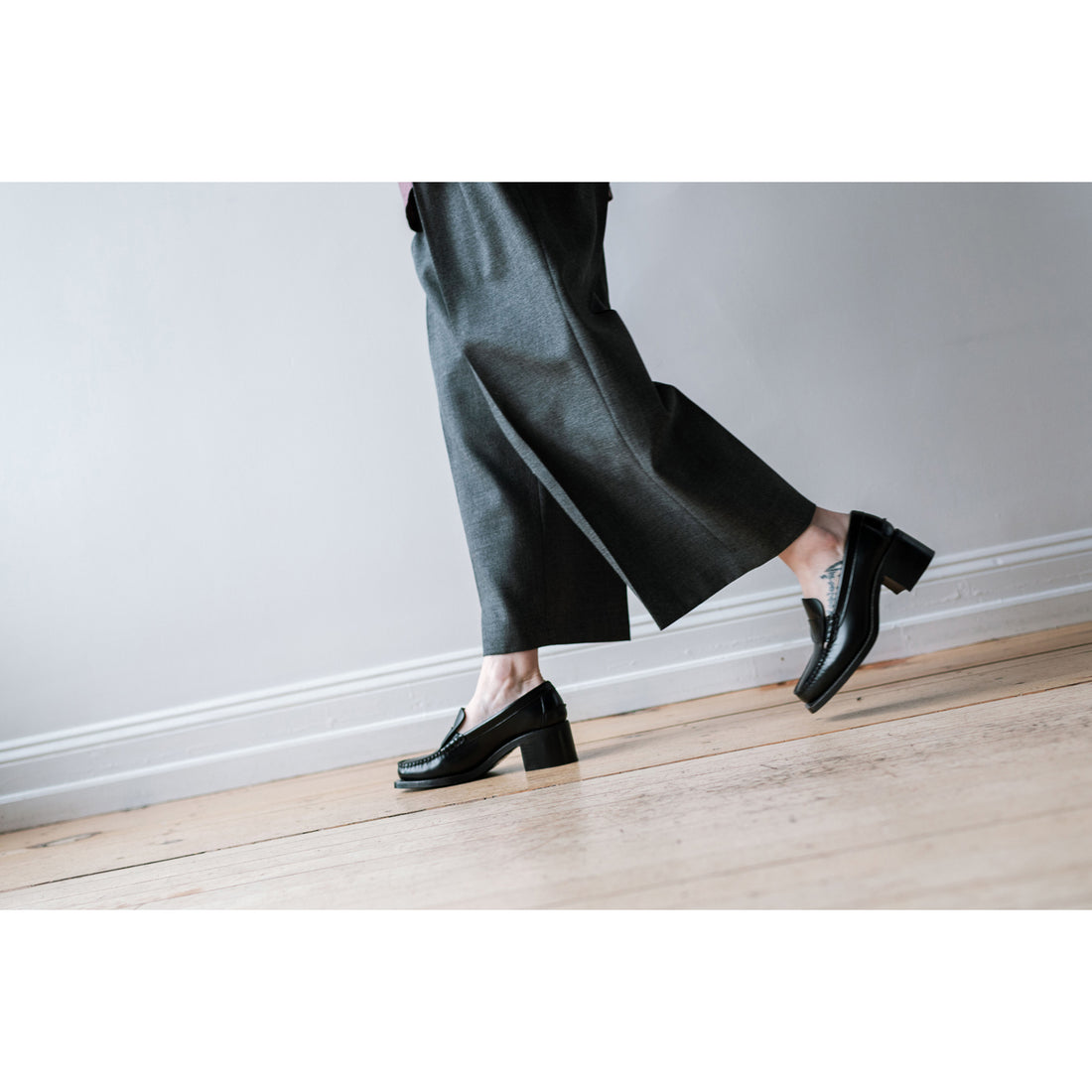 Hereu Sineu Heeled Loafer in Black