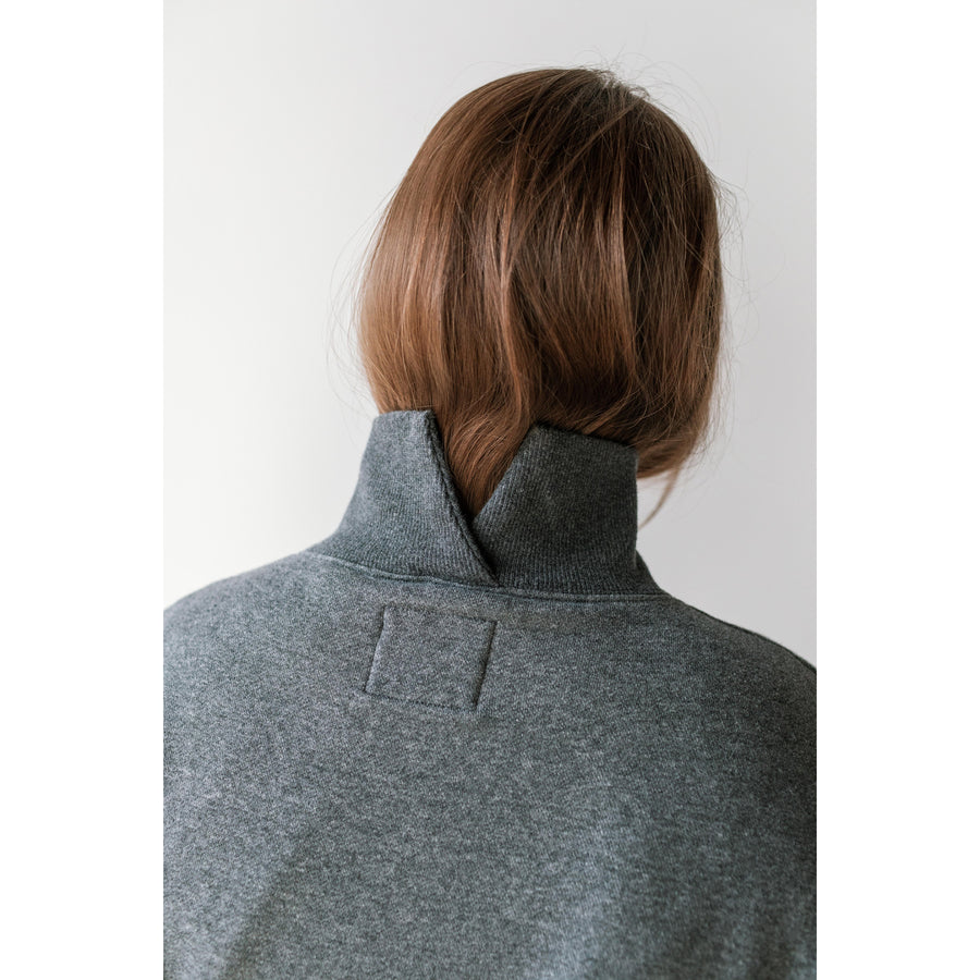 JUDITH Oversized Mockneck in Dark Grey Melange