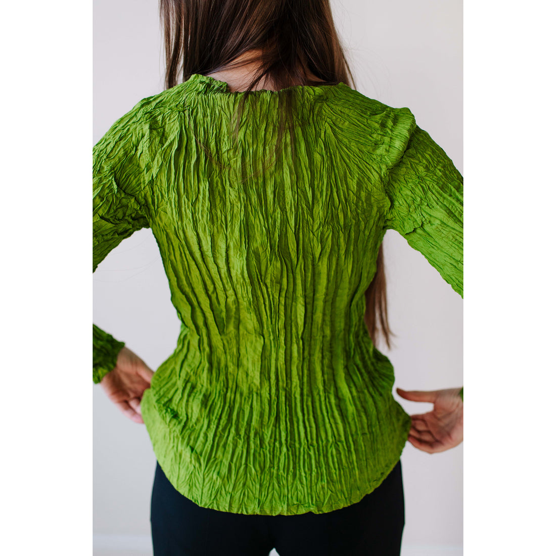 Anaak Camile Long Sleeve Pleated Top in Night Green