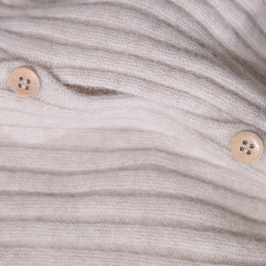 Baserange Macau Cardigan in Sur Sand