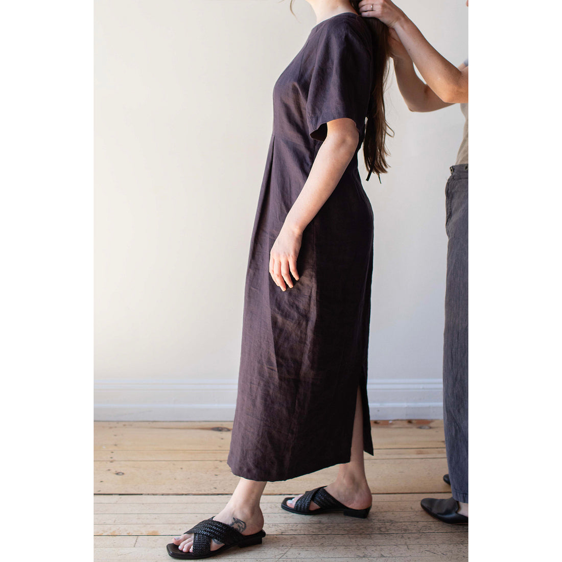 Sayaka Davis Barrel Sleeve Dress in Eggplant